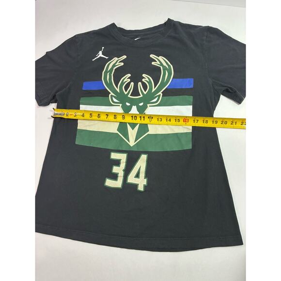 Nike Giannis Antetokounmpo 34 Milwaukee Bucks Jordan Tee Men’s Medium Black - Picture 7 of 7